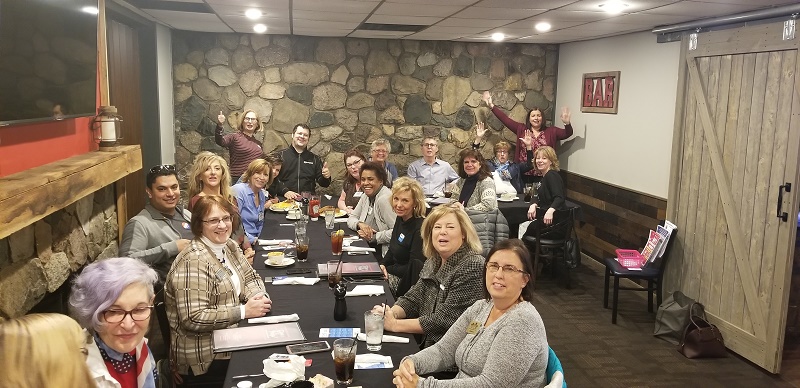 Spotlight Lunch at Dave & Amy’s of Walled Lake